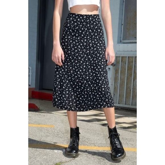 Brandy Melville Floral Midi Skirt One Size (Size Small) - Picture 1 of 7